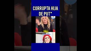 Mengolini abandona el móvil - ( Yanina Latorre contra Julia Mengolini )