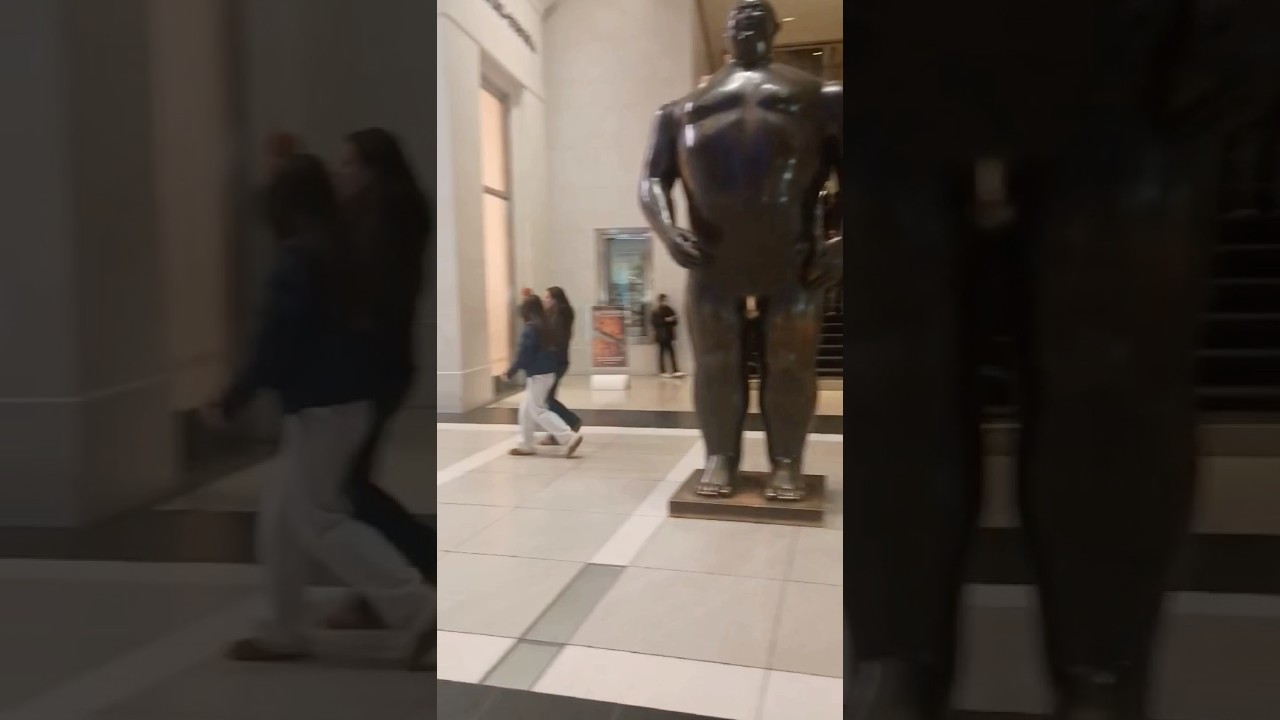 NY Manhattan Walking  Columbus Circle Mall spazieren  Columbia Circle прогулка торговим центром