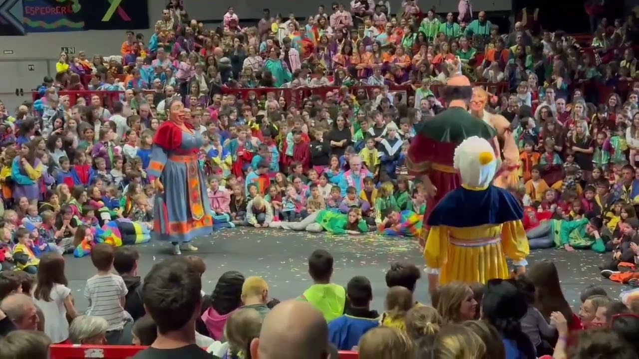 Ball dels Gegants Bojos petits de Solsona - Ball d’assaig del Carnaval de Solsona 2024