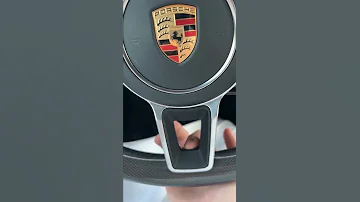الزر السري في سيارات بورش 