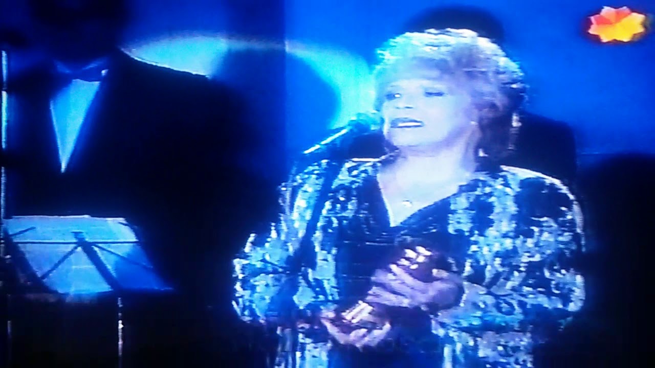 Premios Magazine 2001 - Maria Rosa Fugazot. Canal 3 Rosario.