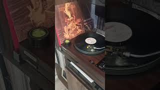 #vinyl #metal #vinyloftoday #analog #vinyloftheday #vinylreview #vinylrecords #vinylcommunity #врек