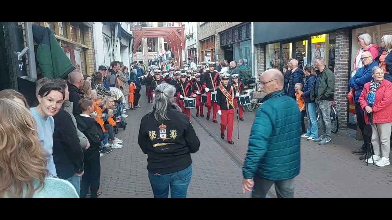 Streetparade Kampen Koningsdag 2025