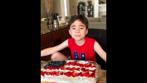 4th of July Jell-O Poke Cake