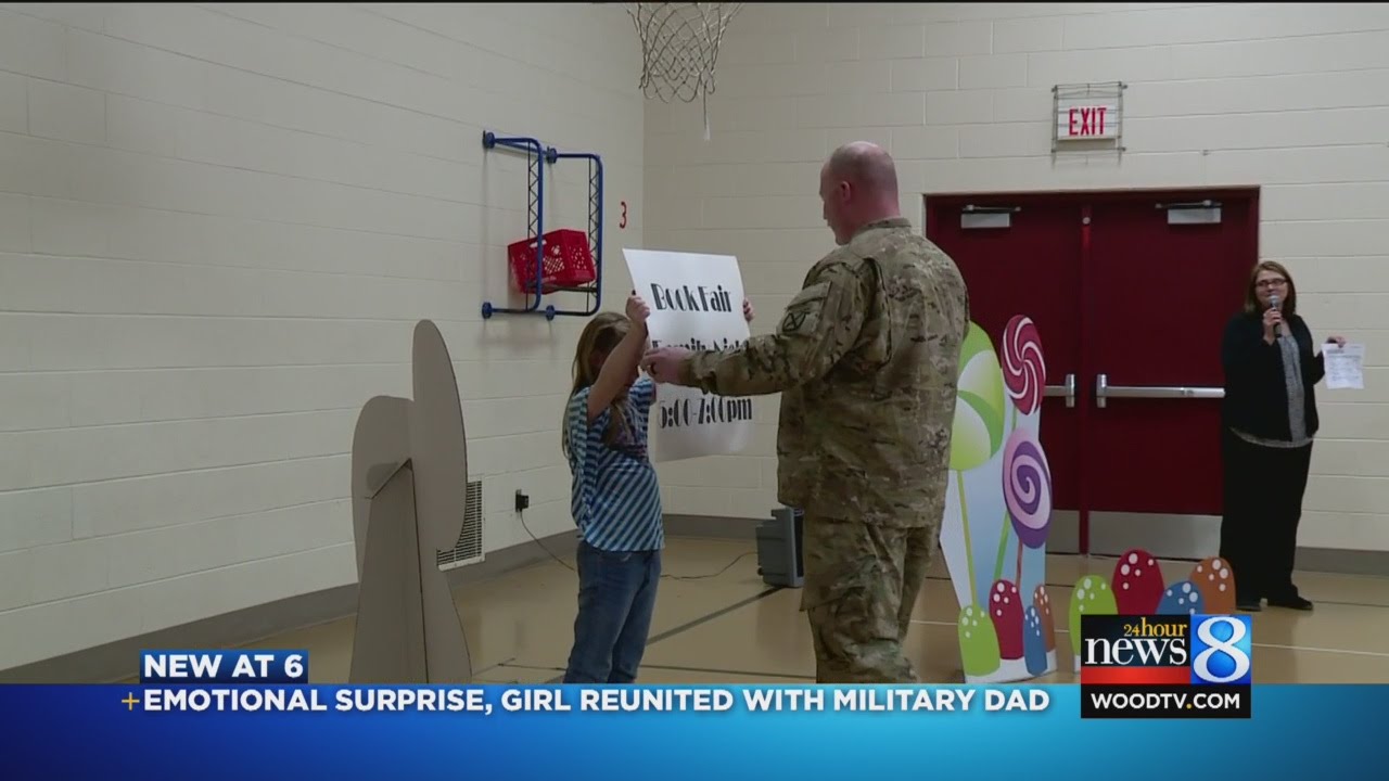 Girl reunited with military dad - YouTube