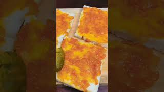 Crispy &amp; Cheesy Bread Pizza 🤤#BreadPizza #Pizza #EasyRecipe #FoodShorts #CheesyPizza #Cooking #