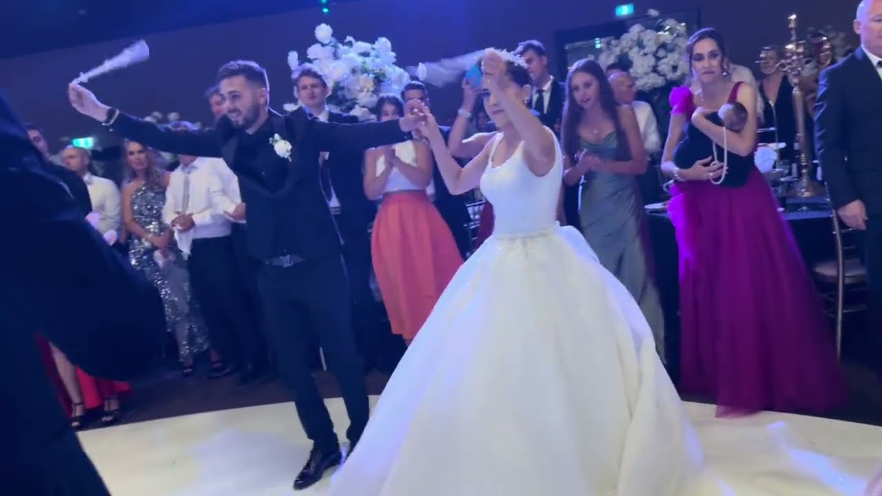 AN AMAZING ENTRY -MAKEDONSKA SVADBA ( TEODORA & JAKE) no.699