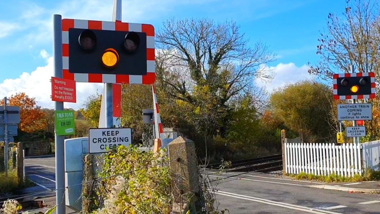 Codford Level Crossing Wiltshire Youtube