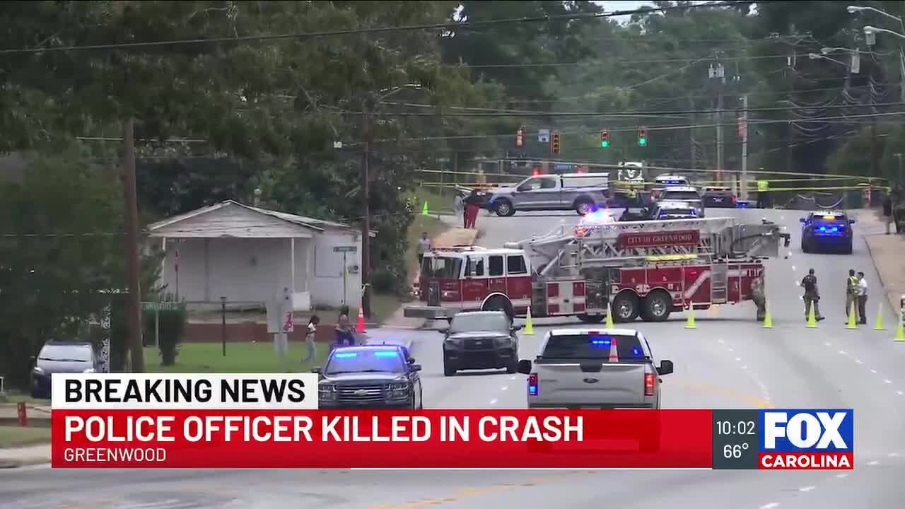 Witnesses describe crash that killed police officer in Greenwood - YouTube