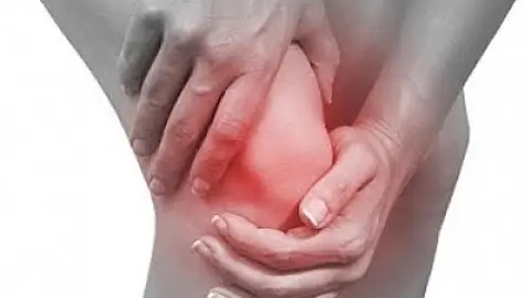 Quais as causas da condropatia patelar?