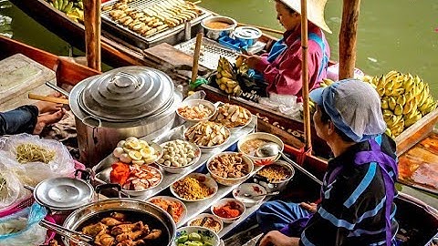 Ấm lòng tô bún riêu 60k tại chợ nổi Cái Răng - Cần Thơ