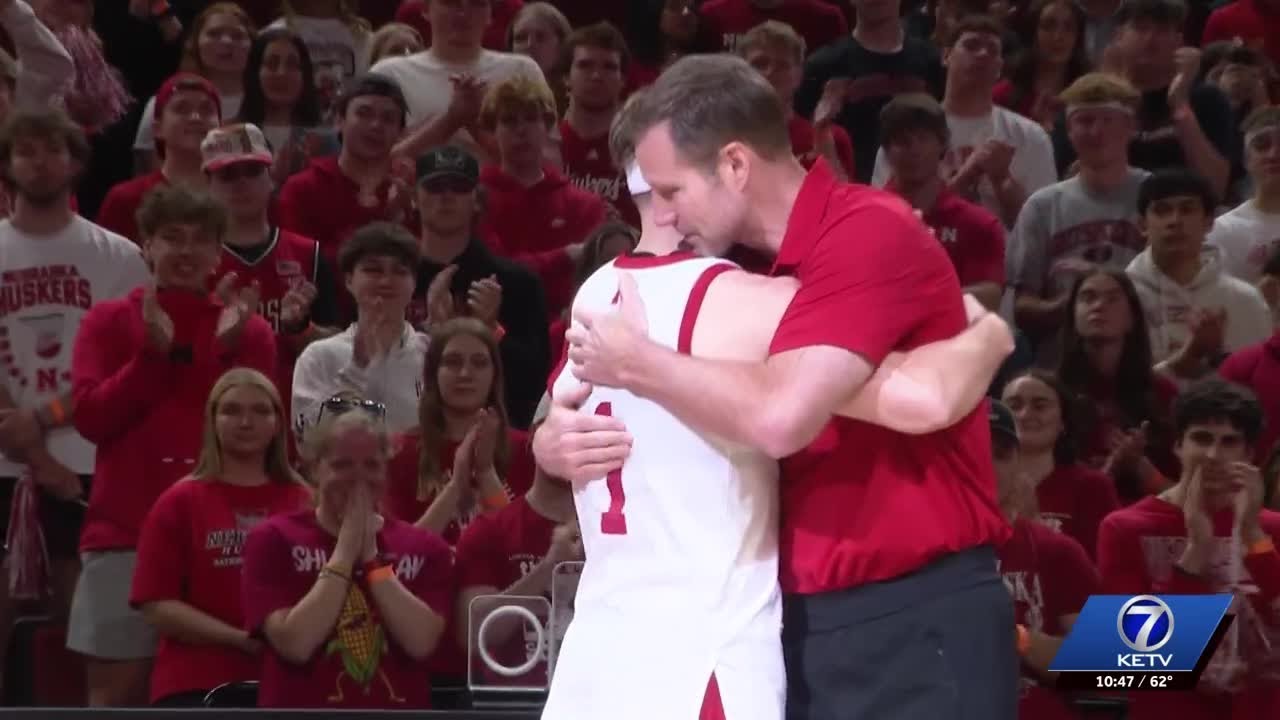 Nebraska men's basketball takes down Iowa in overtime, securing No. 2 seed in Big Ten Tournament