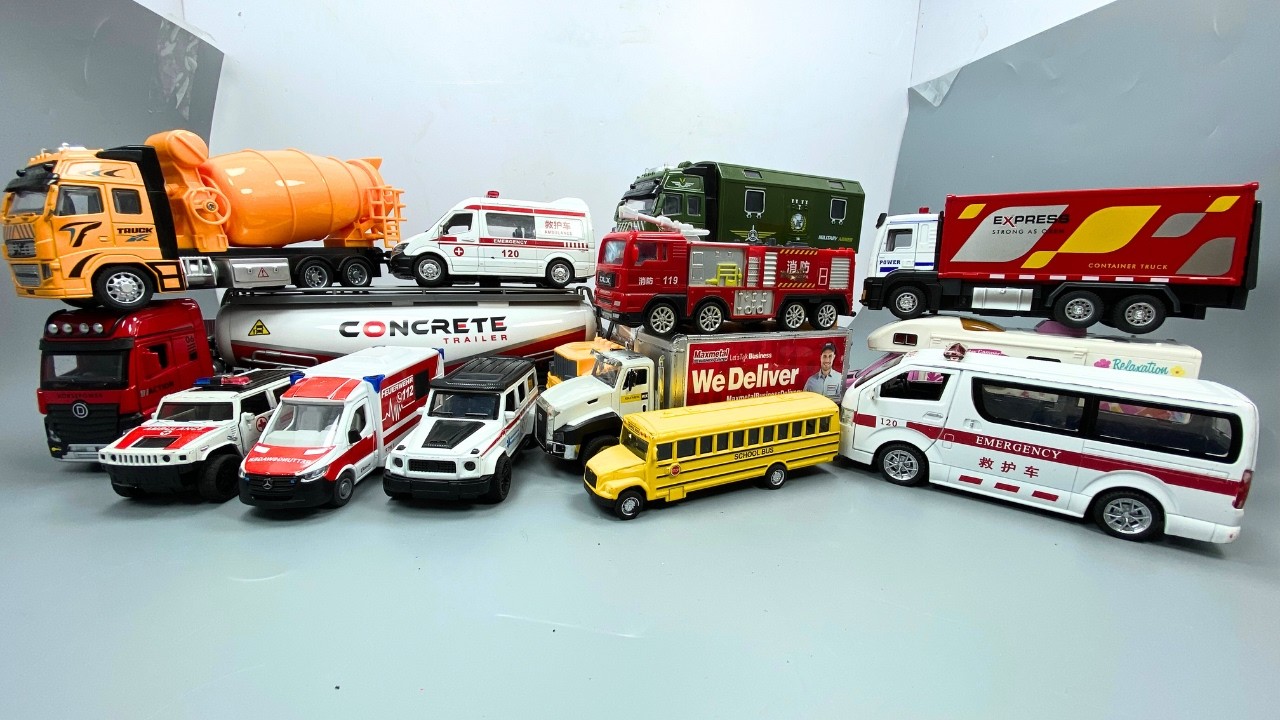 Box Full Of Model Cars-Mazda Mx5, Koenigesgg Jesko, Lamborghini Scv12, Byd Yang Wang U8, Toy car 11D