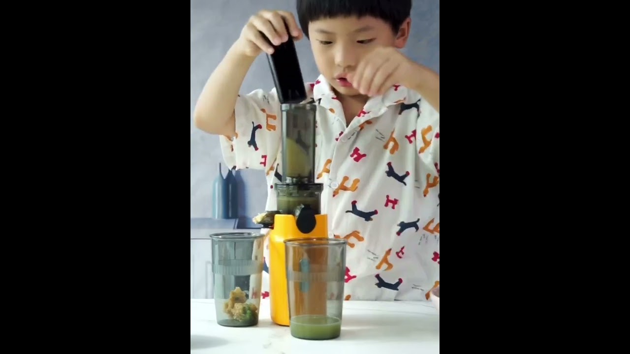 Unboxing the Elite Gourmet EJX600 Compact Slow Juicer