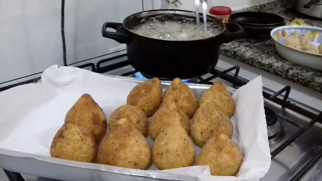 RECEITA COXINHA DE FRANGO SIMPLES DELÍCIA, FÁCIL DE FAZER