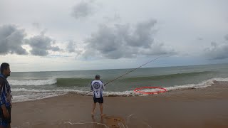 ESSE PEIXE TINHA MAIS DE 1 METRO | Pescaria de Praia