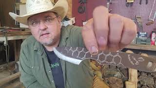 THE BPS TECHNO BEE 🐝 NECK KNIFE!!! #farmlife #edc #knifes #survival #bushcraft #bps