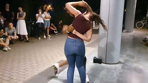 BRAZILIAN ZOUK IN BERLIN DANCE CLASS WITH AILTON SILVA