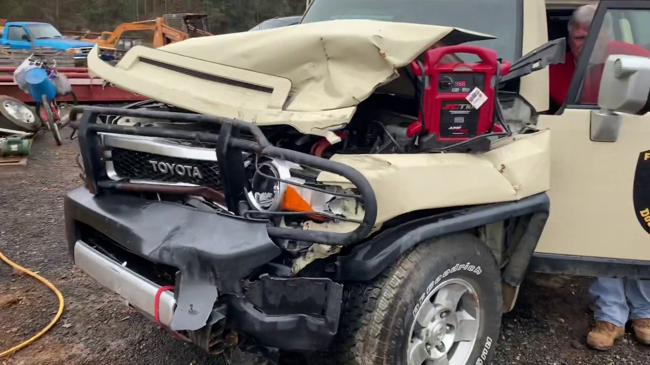 Wrecked FJ Cruiser! Will It run/Walkaround YouTube