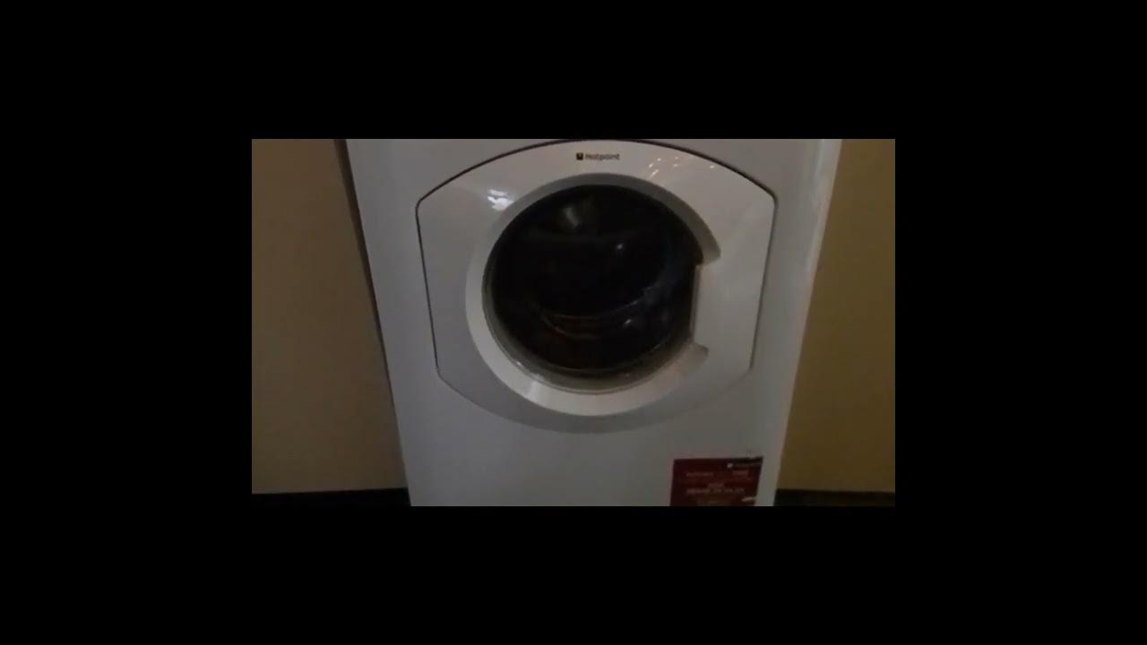 My Old Hotpoint Aquarius WMF720P Washing Machine on Programme 5 Fast