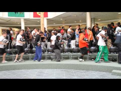 Thunder Football 2012: Call Me Maybe