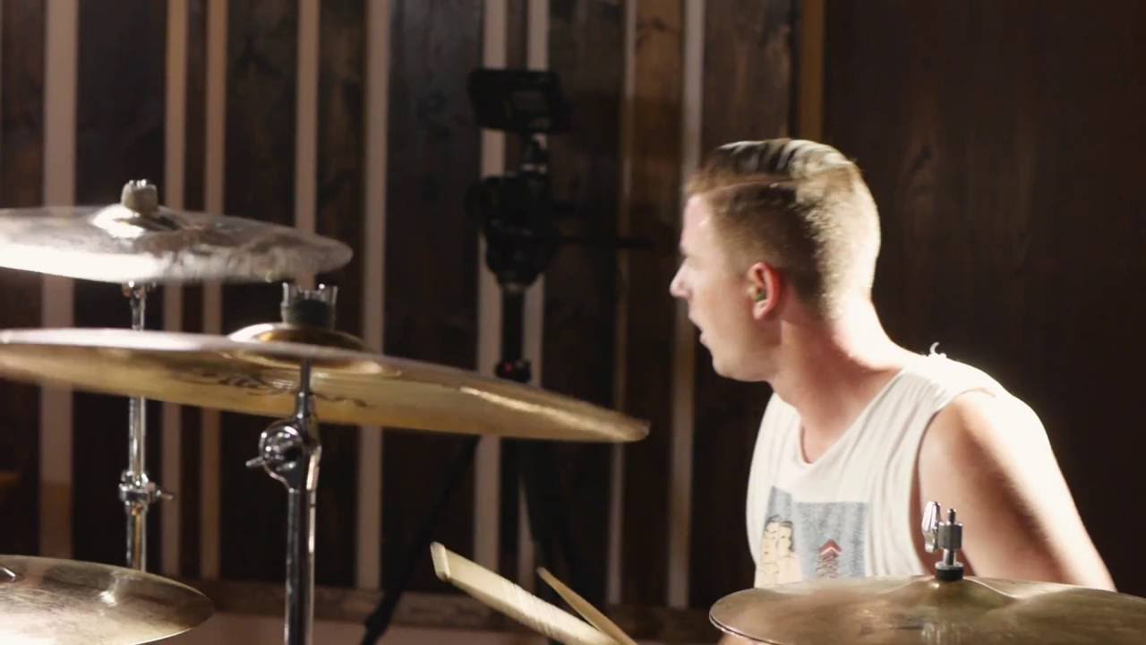 Daydream - Everything Is Bad For You And We're All Gonna Die (Official Music Video)