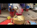 सर्दियों के मौसम की कानपुर की मशहूर गुड़ की चाय || Kanpur Street Food || Indian Food 