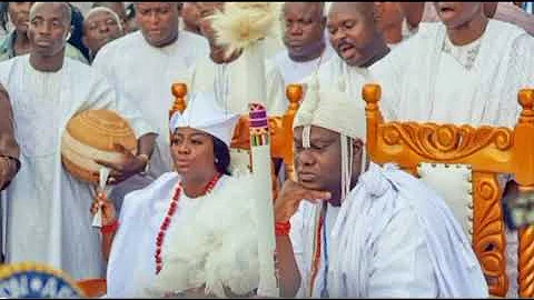 Olori Ashley's gråndmother størmed Palace as cřịed to Ooni of Ife