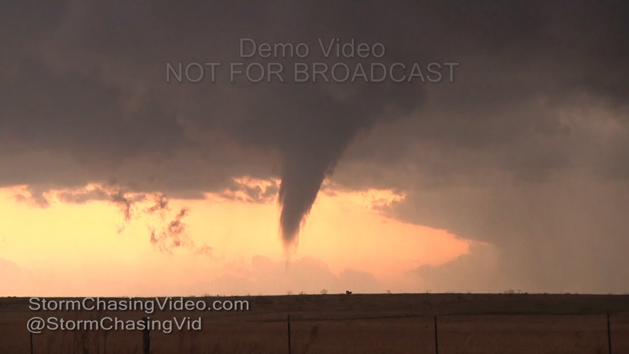 11/16/2015 Pampa & Miami, TX Large Tornadoes