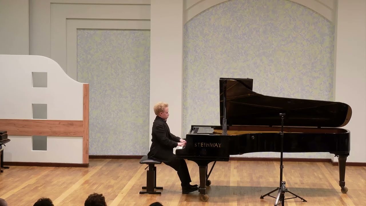 Алексей Ершов. Ф. Лист - Тарантелла.15 лет.