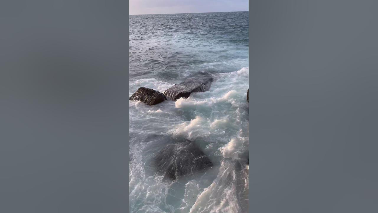 EL MALECÓN de la HABANA AL SONIDO DEL HIMNO NACIONAL de CUBA