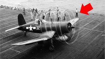 Japanse piloten lachten om de F4U Corsair, totdat de kanonnen op 1.000 voet samenkwamen voor perf...