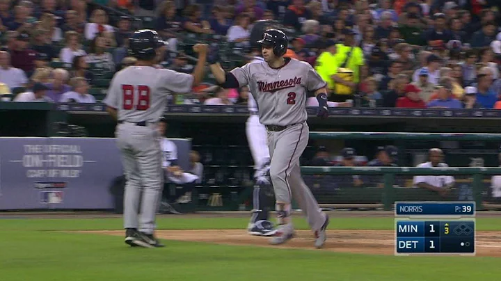 Dozier joins Killebrew in 40-homer club
