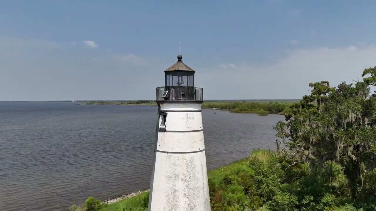 Tchefuncte River Lighthouse Madisonville, LA