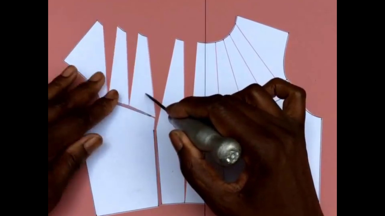 PCD  SLASH & SPREAD - NECKLINE - Balenciaga