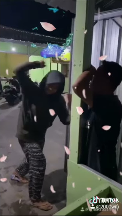 Story WA 'Betza katza ( Beda kasta ) ARIS SUSANTI.R