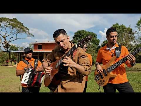 Lejos del Tambo - Mauricio Arcila (En Vivo - Cover) "El Príncipe de la Guasca"