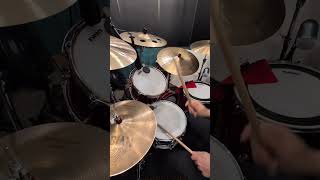 LAGHEADS - だきしめたいよ feat. HIMI【叩いてみた】drumcover - YouTube