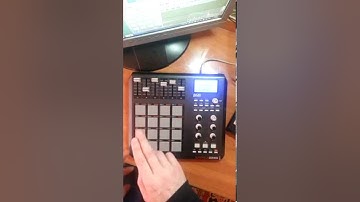 Akai MPD26 (drum pads24 sample)