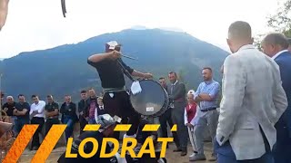 Download Lagu GRUPI HAXHI MAMUTIT - Dasem në Novosell 2 MP3 Download Lagu GRUPI HAXHI MAMUTIT - Dasem në Novosell 2 MP3
