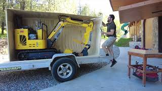 Unboxing China Mini Excavator Digger First Impressions Review after importing from Alibaba Shandong