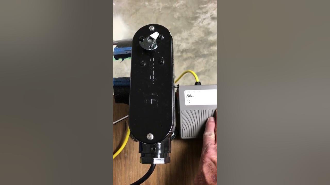 DPDT Rocker Footswitch on Powered DIY LiveScope Transducer mount YouTube
