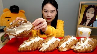 생크림크로아상에 코코넛스프레드 휘핑크림 덕지덕지 먹방 Mukbang