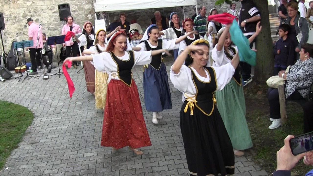 NANNì - GITA AI CASTELLI.  Amici della Danza Marino