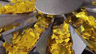 confetti weighing and package #Multiscale #DailyEssentialsPackaging #Confetti #VersatileEquipment