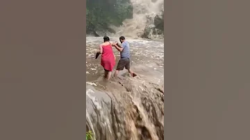 Shocking Video Tourists Rescued From Kempty Fall Mussoorie Uttarakhand 