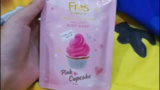 Review yang terbaru dari Fres & Natural Indulgent Body Wash Pink Cupcake (Ukuran 60 ml Rp2.600)