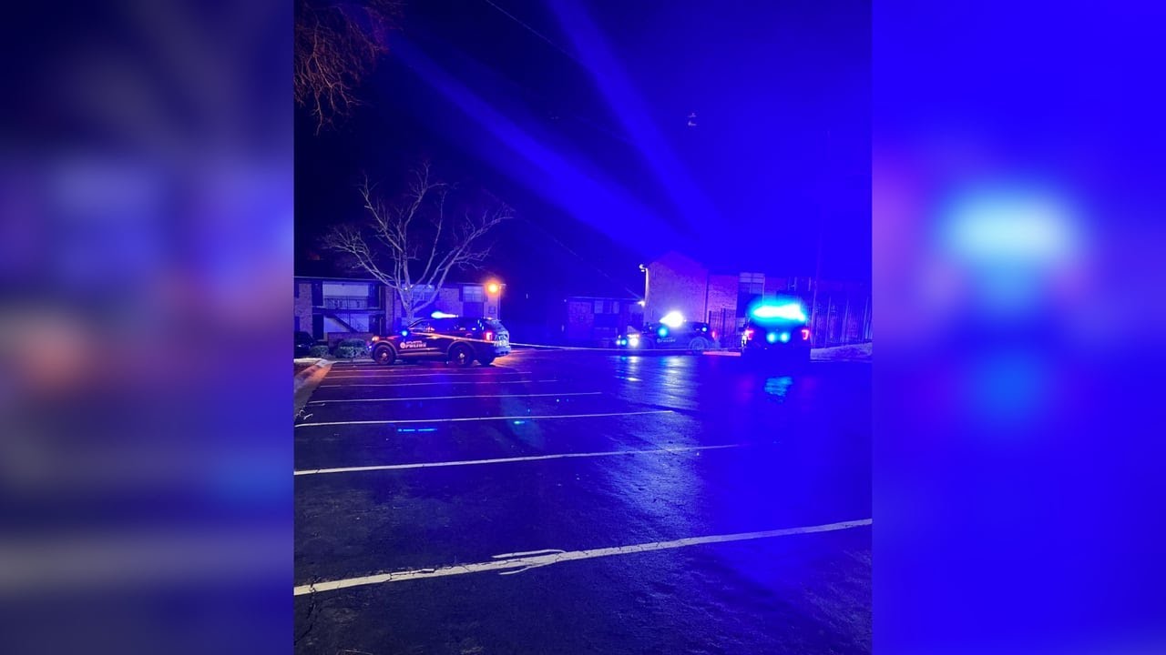 1 dead, teen injured in shooting at southwest Atlanta apartment complex ...