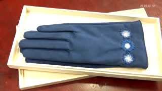 「香川手袋」秋冬コレクション発表