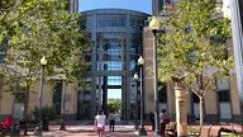 Judge halts Trump asylum policy nationwide